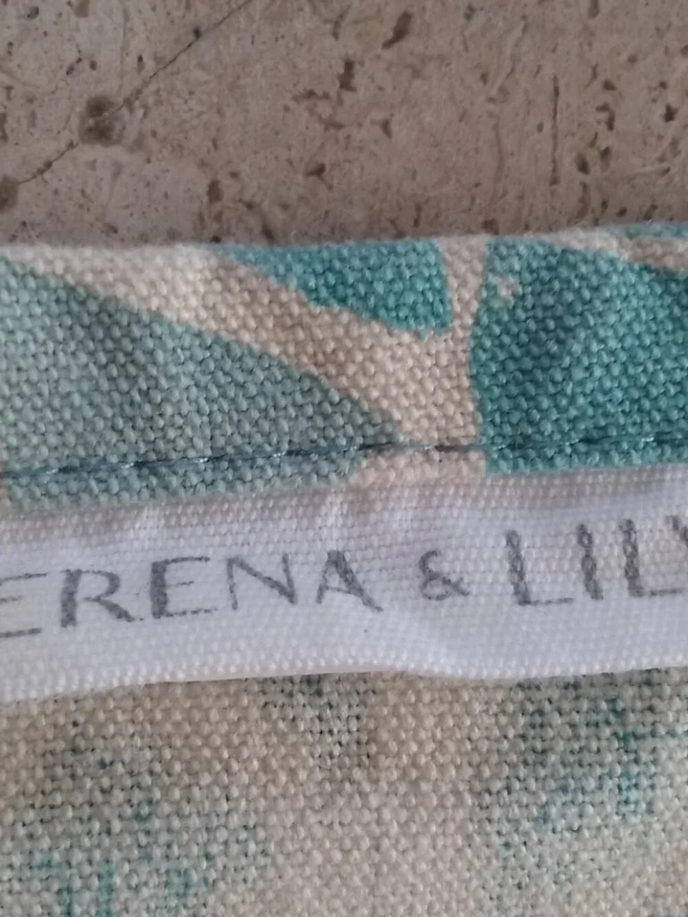 SERENA & LILY Table Runner